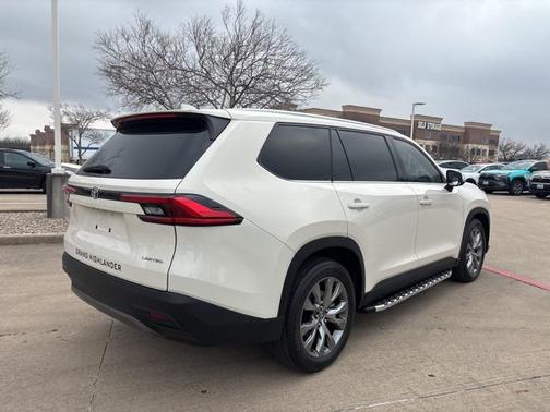 2024 Toyota Grand Highlander XLE