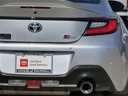 2024 Toyota GR86 Premium