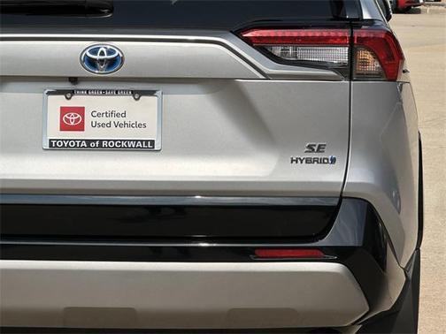 2023 Toyota RAV4 Hybrid SE