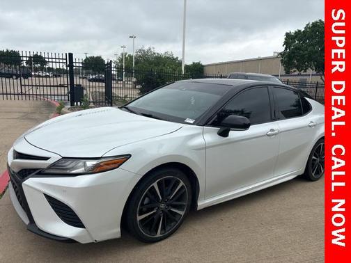 2018 Toyota Camry XSE