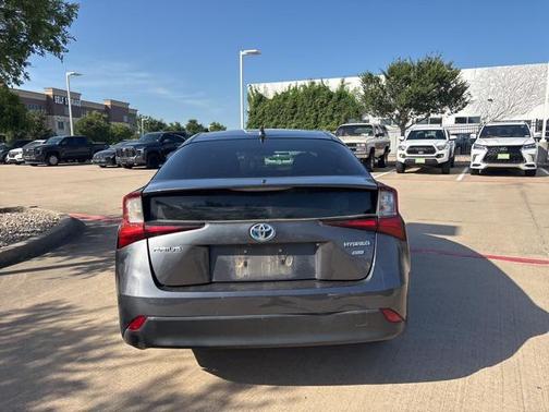 2021 Toyota Prius L