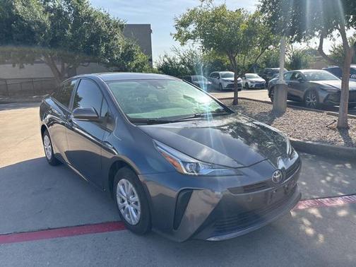2021 Toyota Prius L