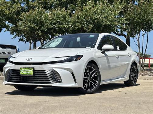 2025 Toyota Camry XLE