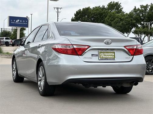 2016 Toyota Camry XLE