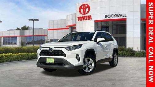 2021 Toyota RAV4 XLE
