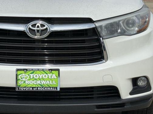 Blizzard Pearl 2015 Toyota Highlander XLE