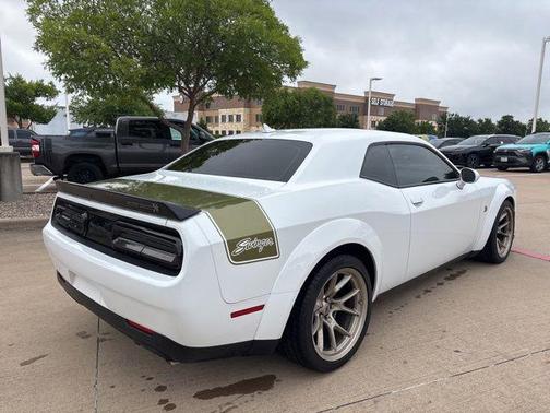 White Knuckle Clearcoat 2023 Dodge Challenger R/T Scat Pack Widebody