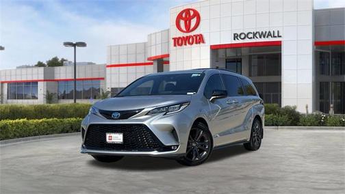 2024 Toyota Sienna XSE 7 Passenger