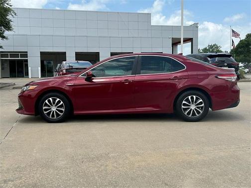 2019 Toyota Camry Hybrid LE