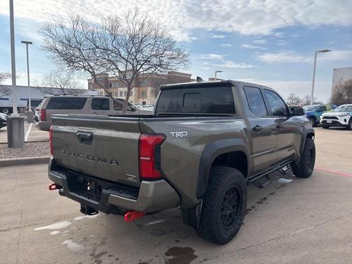 2024 Toyota Tacoma TRD Off-Road