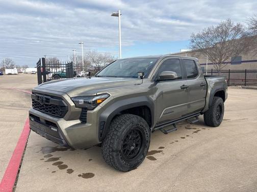 2024 Toyota Tacoma TRD Off-Road