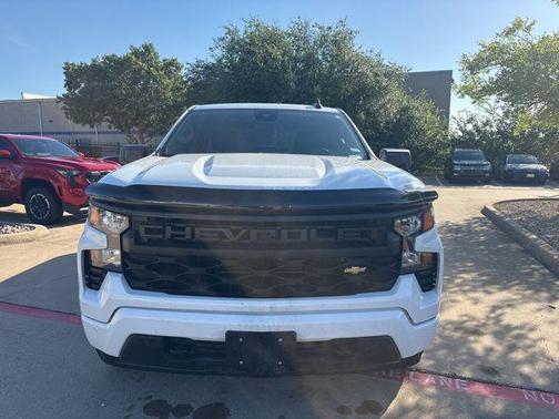 Summit White 2024 Chevrolet Silverado 1500 Custom