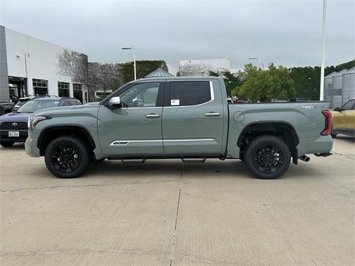 2025 Toyota Tundra Hybrid 1794 Edition