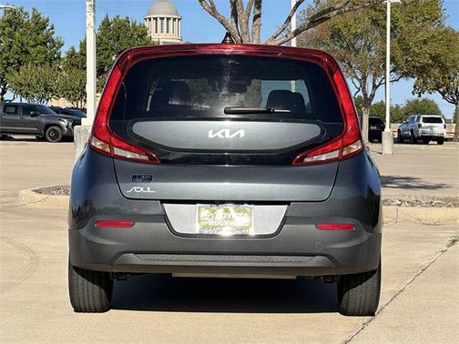 2022 Kia Soul LX