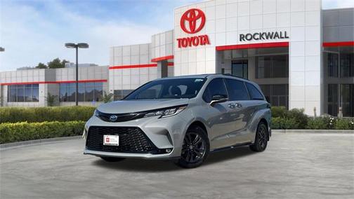 2025 Toyota Sienna XSE 7 Passenger