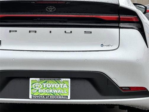 2026 Toyota Prius LE