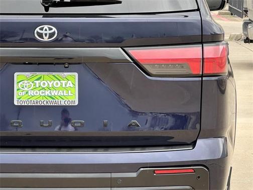 2023 Toyota Sequoia Platinum