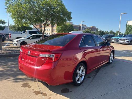 Barcelona Red Metallic 2012 Toyota Camry SE