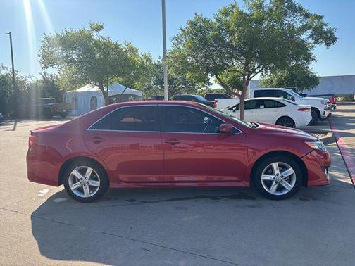 Barcelona Red Metallic 2012 Toyota Camry SE
