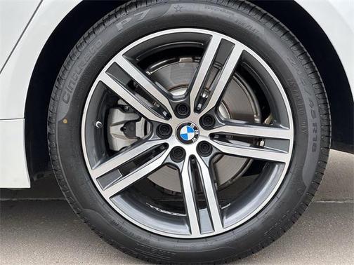 2021 BMW 530 530i