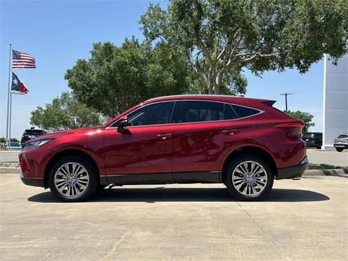 2024 Toyota Venza XLE
