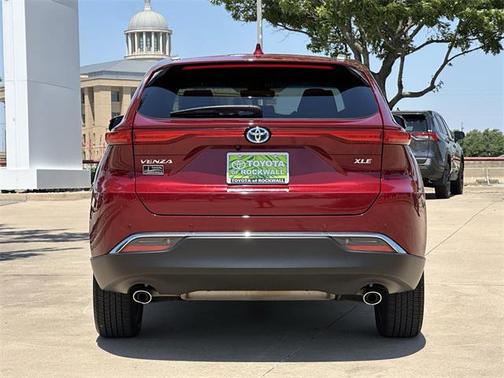 2024 Toyota Venza XLE
