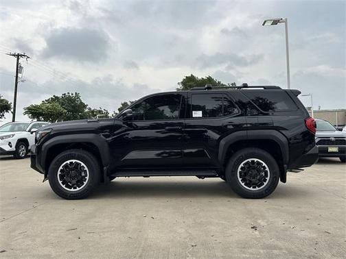 2025 Toyota 4Runner TRD Off Road