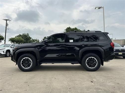 2025 Toyota 4Runner TRD Off Road