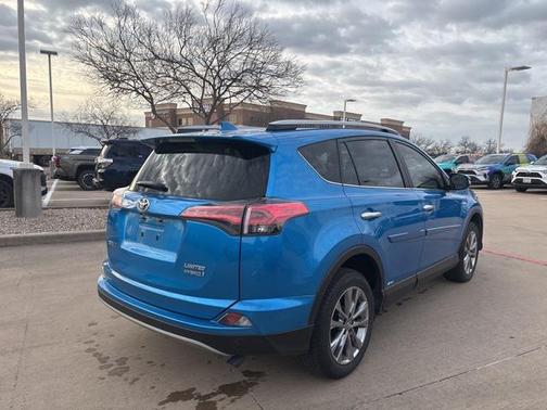 2017 Toyota RAV4 Hybrid Limited