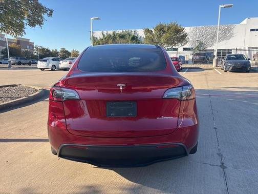 2024 Tesla Model Y Long Range Dual Motor All-Wheel Drive