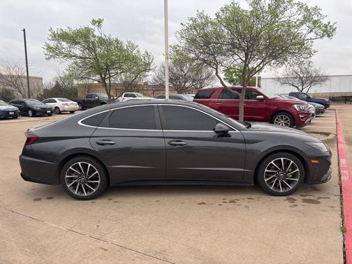 2020 Hyundai SONATA Limited