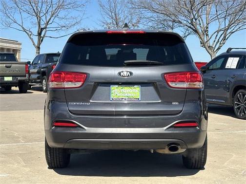 2018 Kia Sorento LX