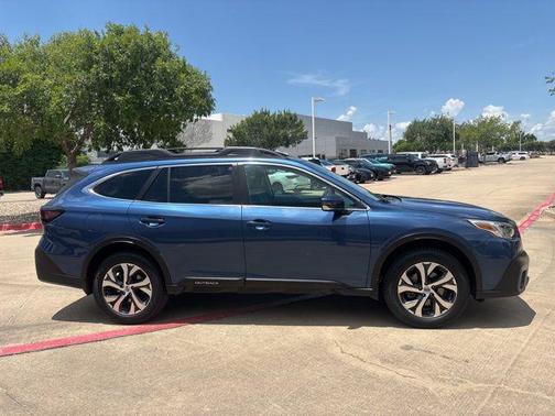 Abyss Blue Pearl 2022 Subaru Outback Limited