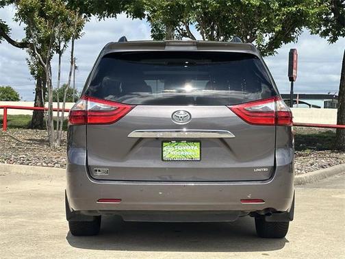 2020 Toyota Sienna Limited
