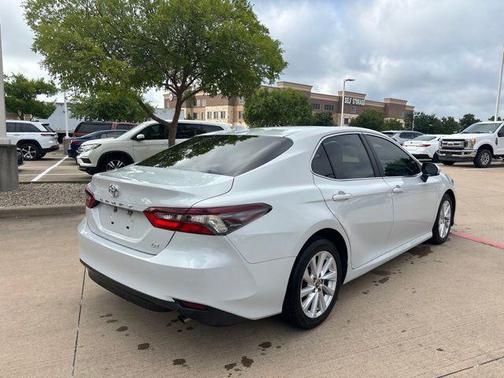 Ice Edge 2022 Toyota Camry LE