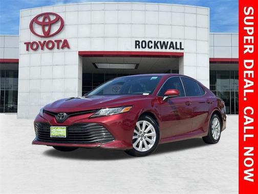 2020 Toyota Camry LE