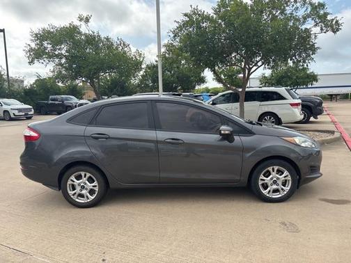 2016 Ford Fiesta SE