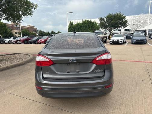 2016 Ford Fiesta SE