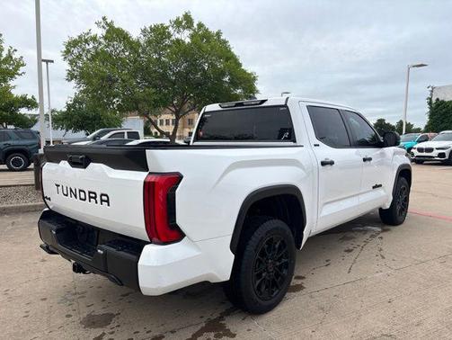 Ice Cap 2024 Toyota Tundra SR5