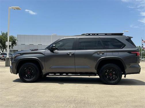 2025 Toyota Sequoia Base