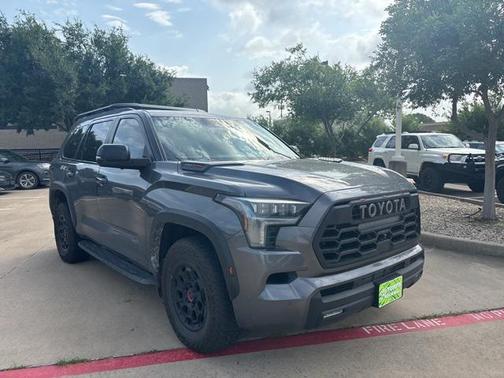 2025 Toyota Sequoia Base