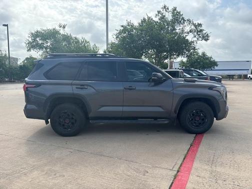 2025 Toyota Sequoia Base
