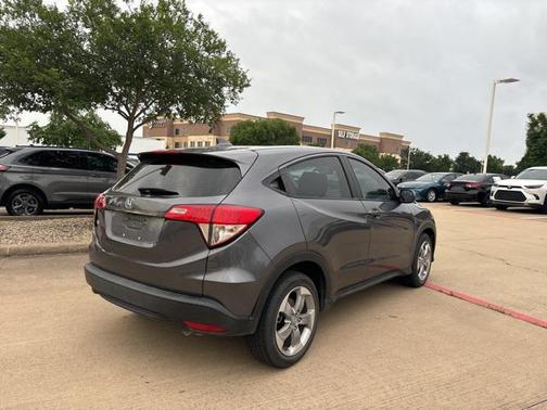 2021 Honda HR-V LX