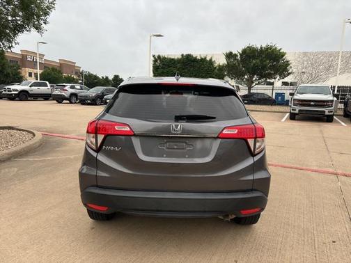 2021 Honda HR-V LX
