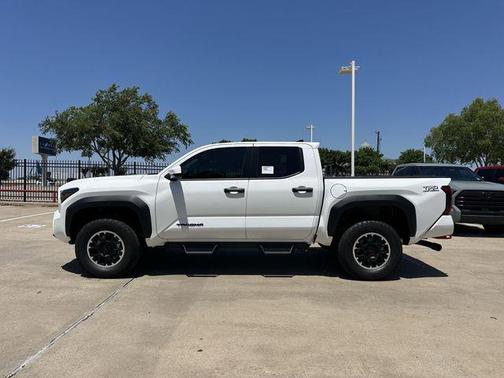 Ice 2026 Toyota Tacoma TRD Sport