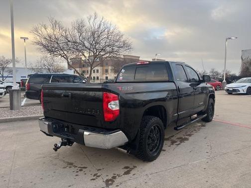 2016 Toyota Tundra SR5