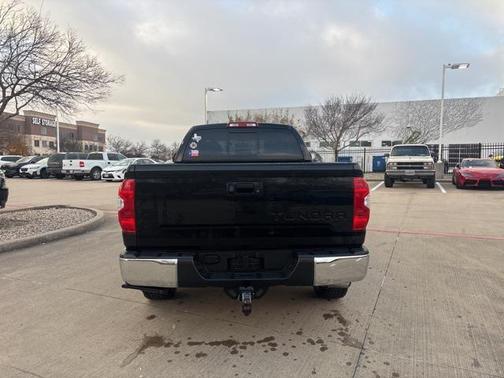 2016 Toyota Tundra SR5