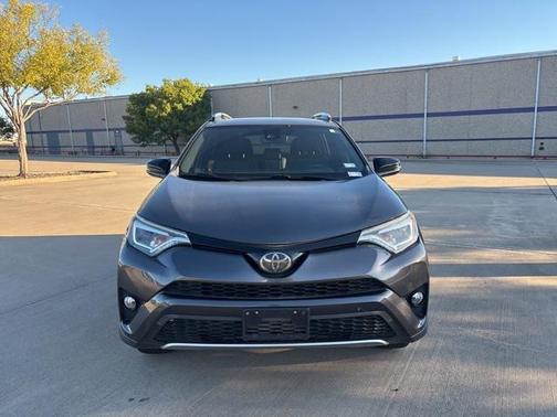 2018 Toyota RAV4 SE