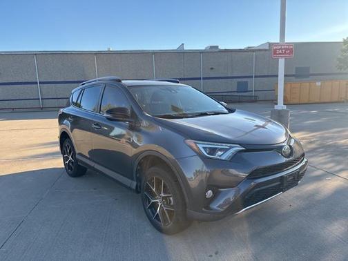 2018 Toyota RAV4 SE