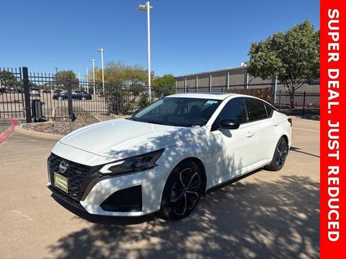 2023 Nissan Altima SR FWD